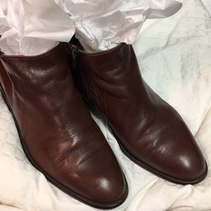 Mario Calugi Made in Italy leather zip boot size 9